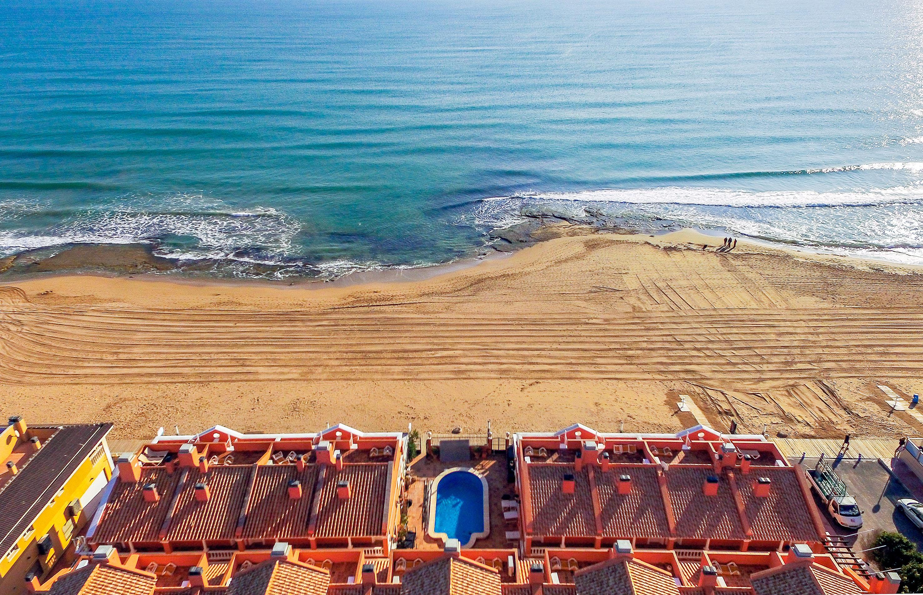 Lloyds Beach Club Torrevieja Exterior photo