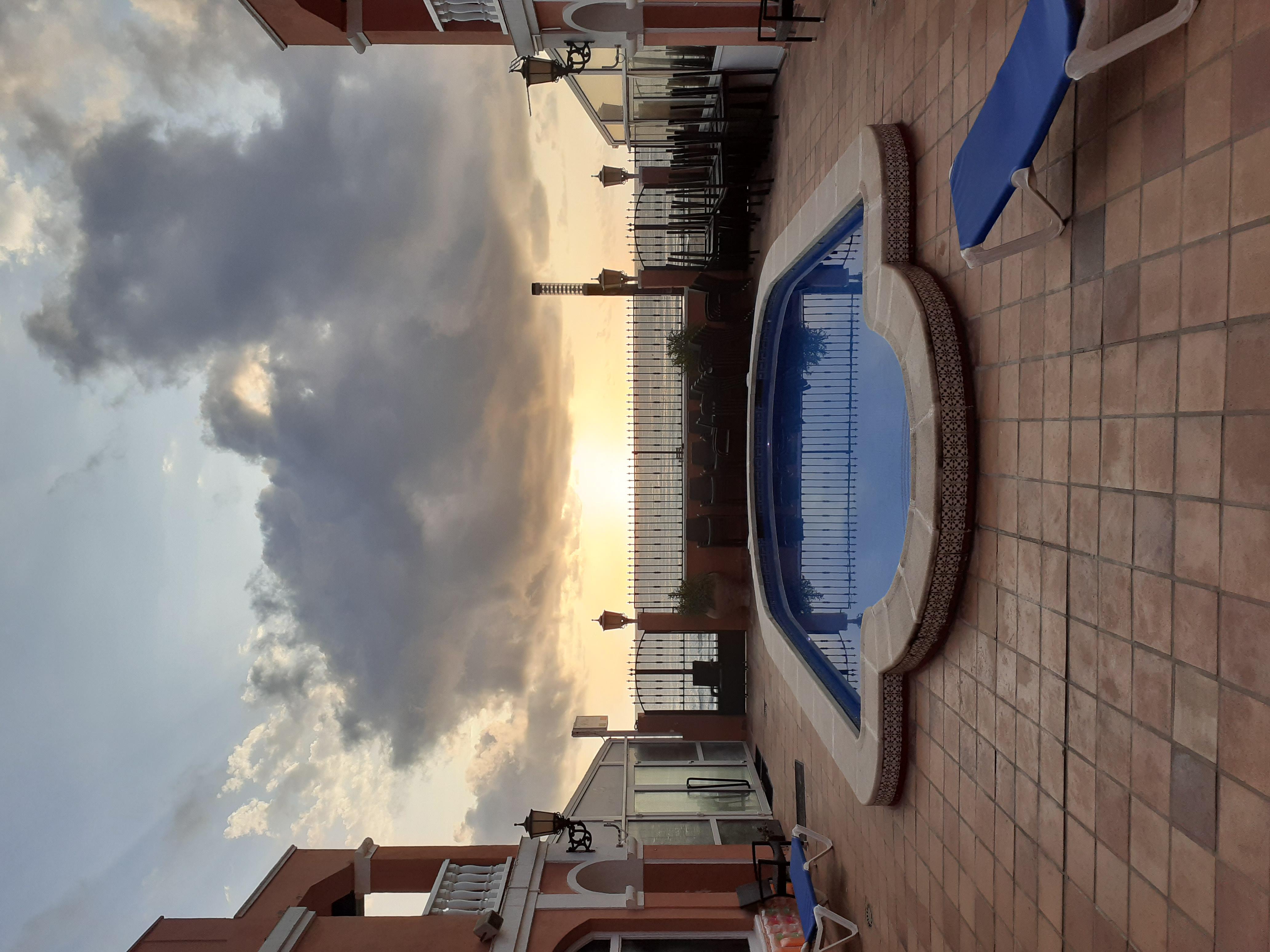 Lloyds Beach Club Torrevieja Exterior photo