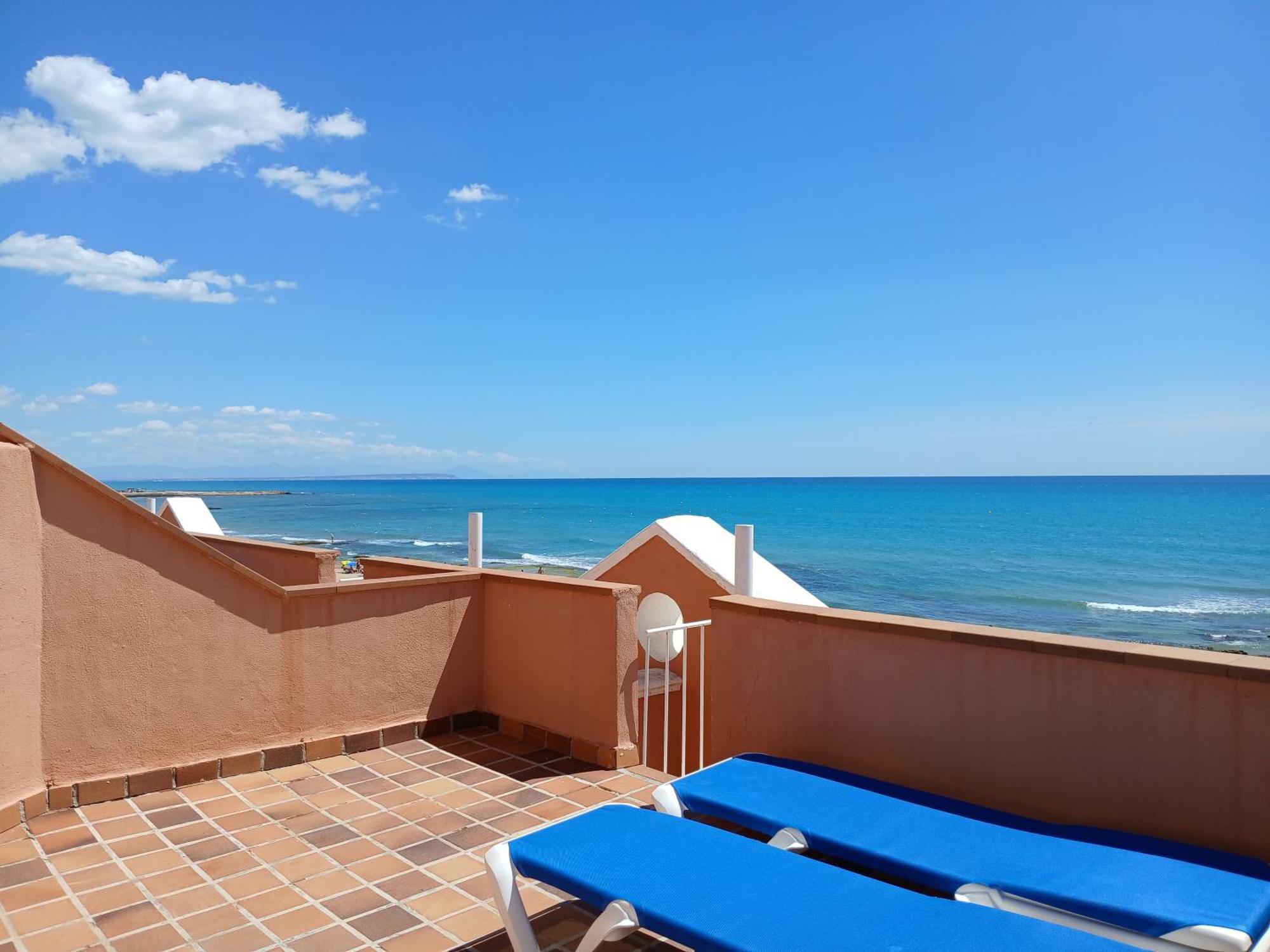 Lloyds Beach Club Torrevieja Exterior photo